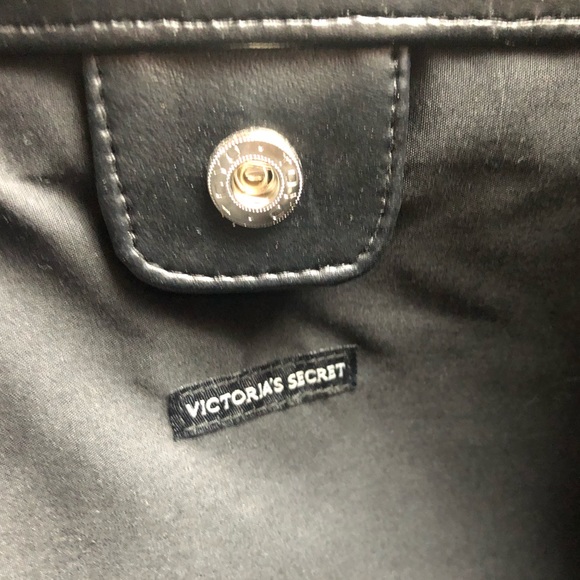 VICTORIA’s SECRET — black sparkle hand/evening bag - Picture 7 of 8